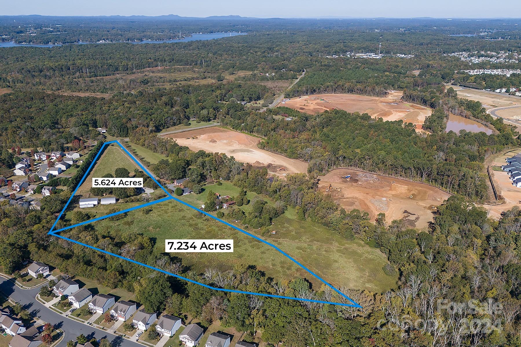 15207 Shopton Road West Charlotte, NC 28278 - Photo 8 of 15 an aerial view of a