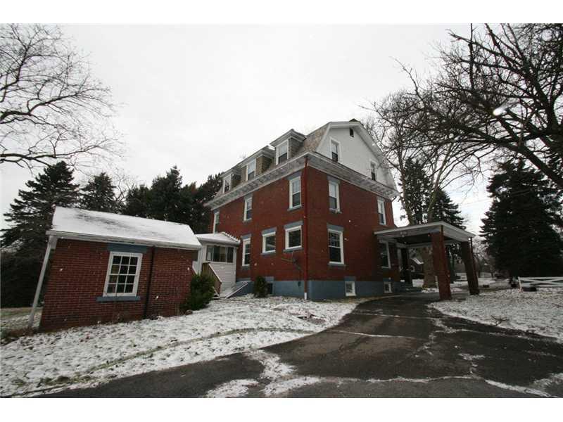 4028 Ewalt Road Gibsonia, PA 15044 - Photo 3 of 25 Exterior Back.