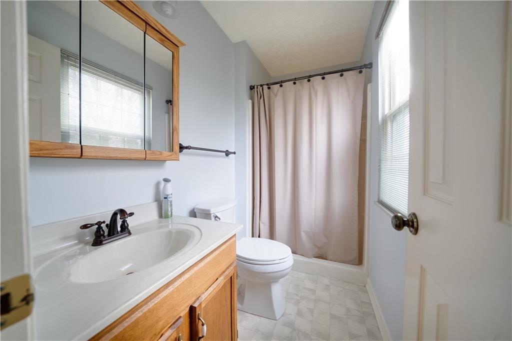 1117 Old Farm Road Lawrence, PA 15055 - Photo 18 of 27