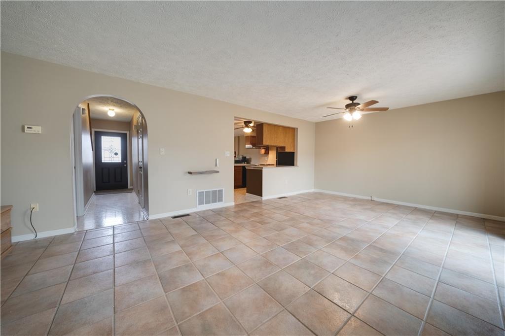 1117 Old Farm Road Lawrence, PA 15055 - Photo 5 of 27 Living Room - tile flooring