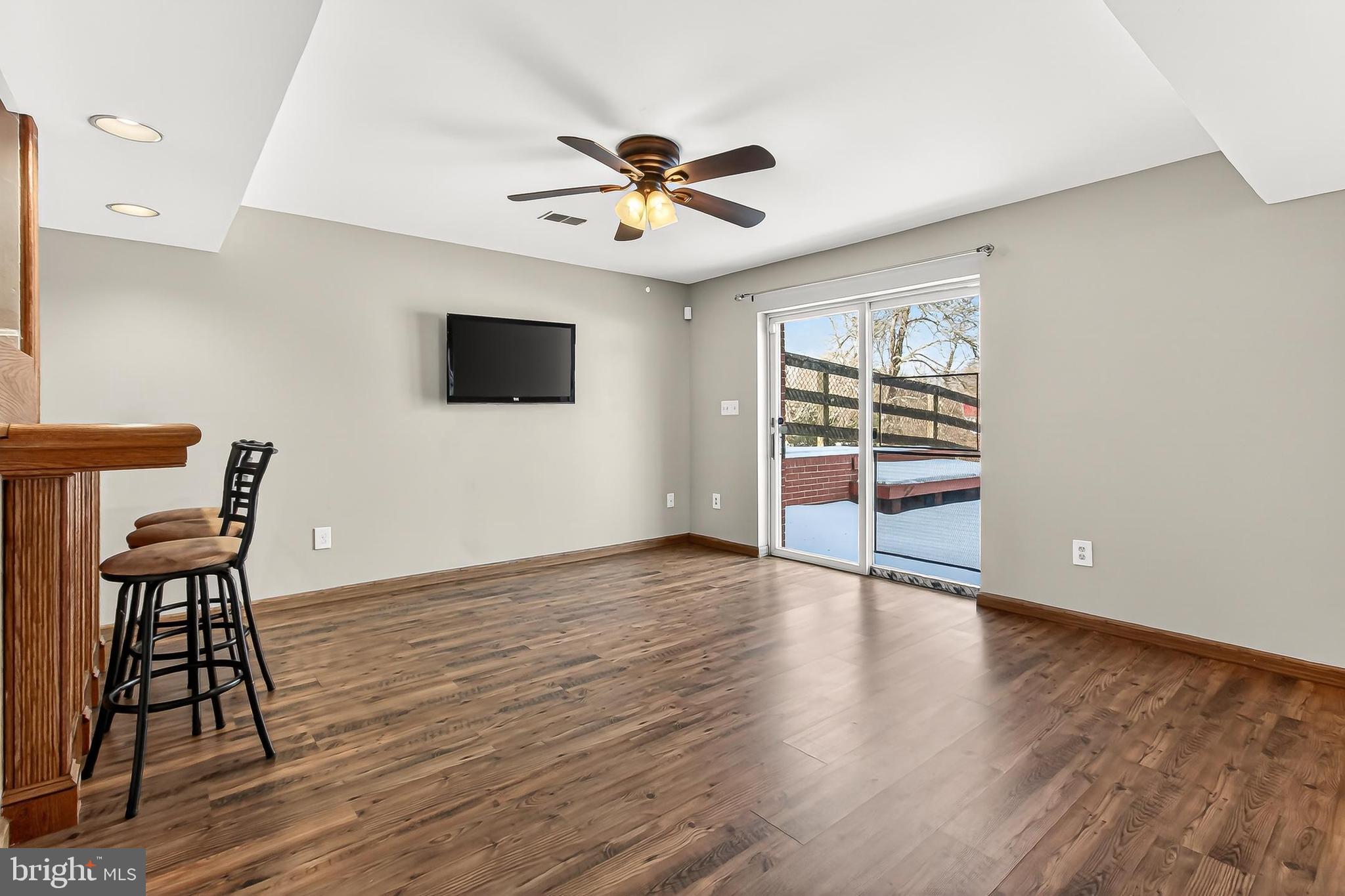 8564 Opal Road Warrenton, VA 20186 - Photo 17 of 88