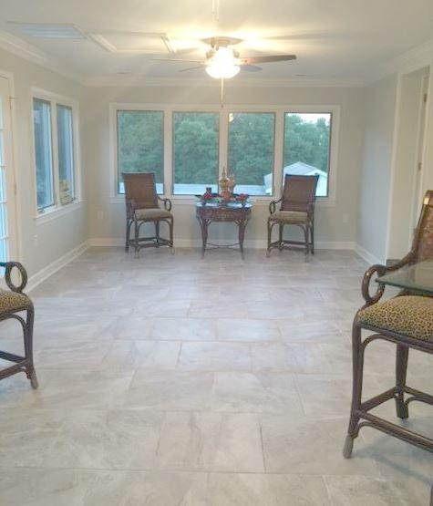 4536 Rosecrest Road Roanoke, VA 24018 - Photo 17 of 24 a living room with furniture and a floor to ceiling window