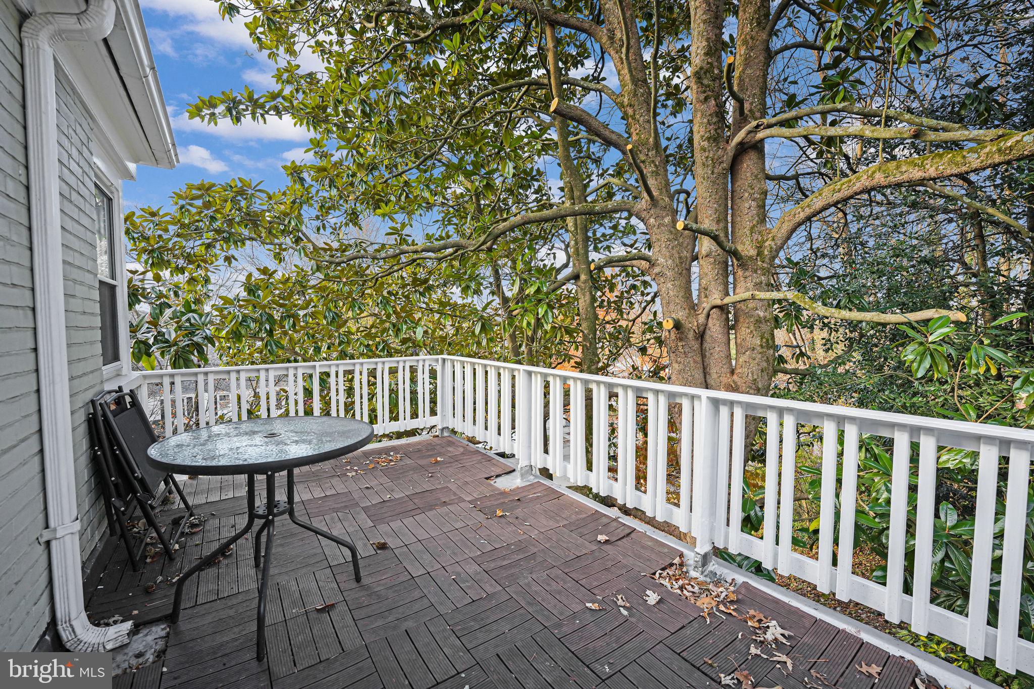 4711 Reservoir Road Northwest Washington, DC 20007 - Photo 20 of 32