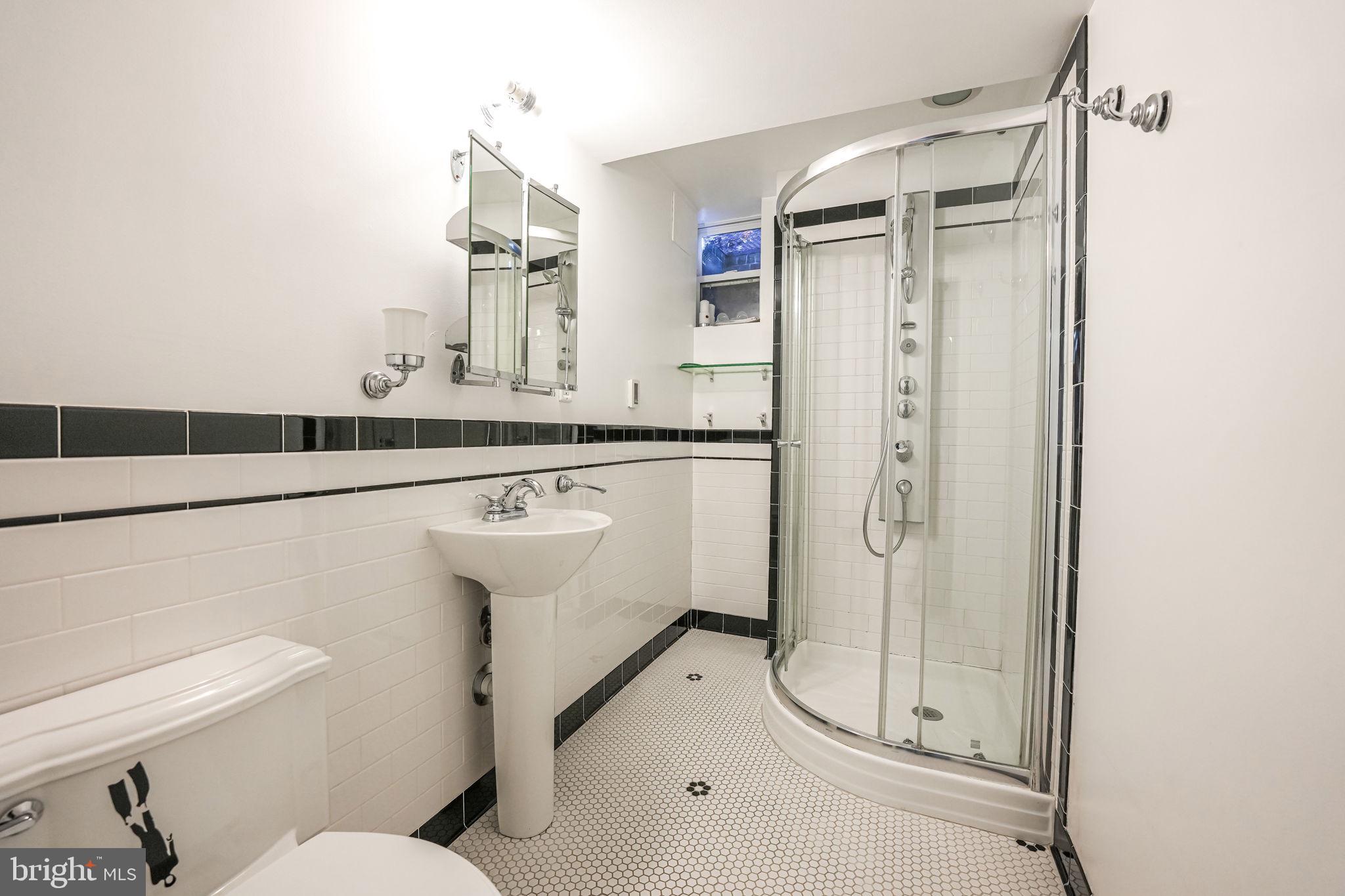 4711 Reservoir Road Northwest Washington, DC 20007 - Photo 29 of 32