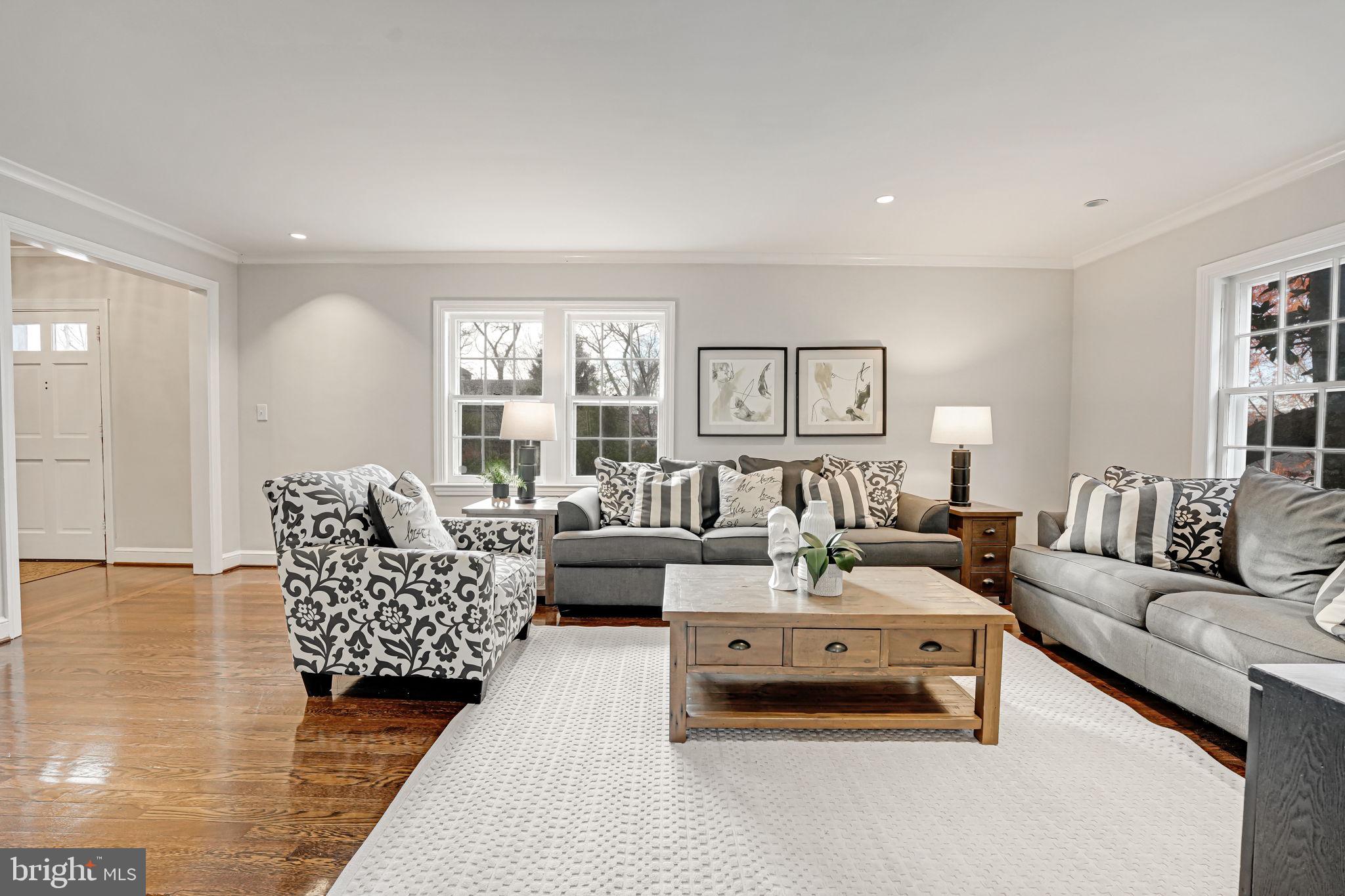 4711 Reservoir Road Northwest Washington, DC 20007 - Photo 6 of 32