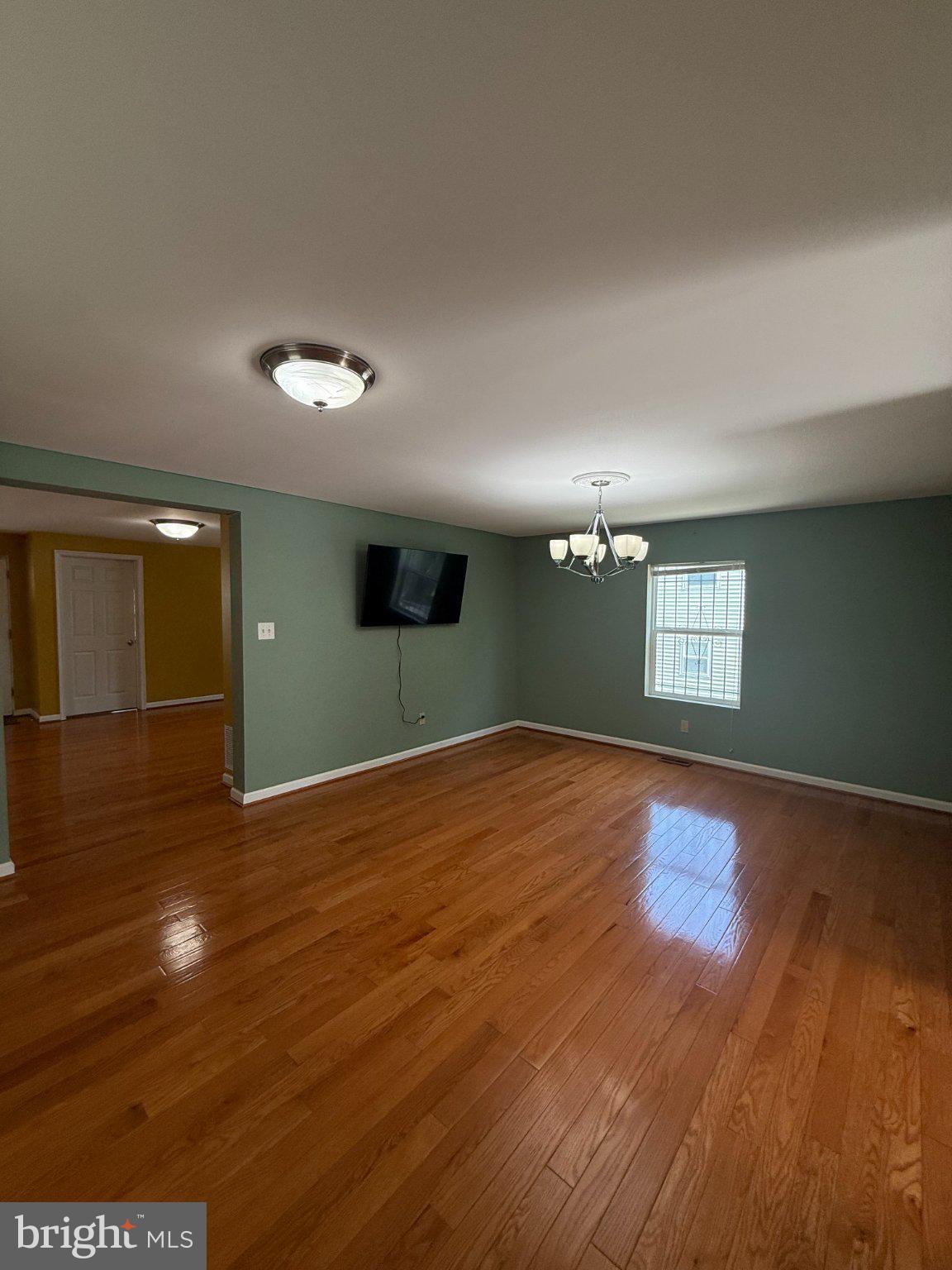 123 Winters Lane Baltimore, MD 21228 - Photo 4 of 28 Bright and airy living space awaits.