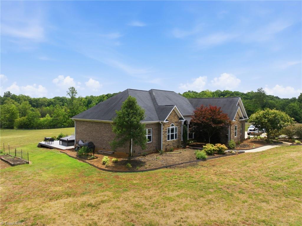 2335 Hohn Road High Point, NC 27263 - Photo 41 of 43