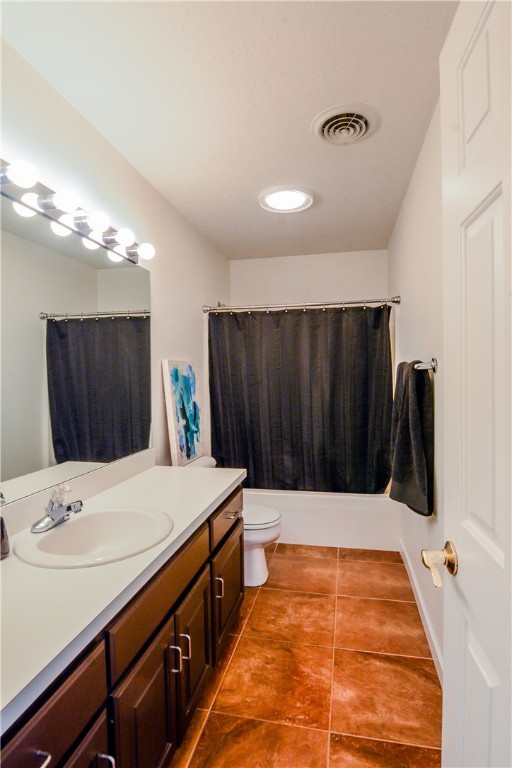 1134 Wedgewood Court Decatur, IL 62526 - Photo 26 of 32 Gallery Image 26