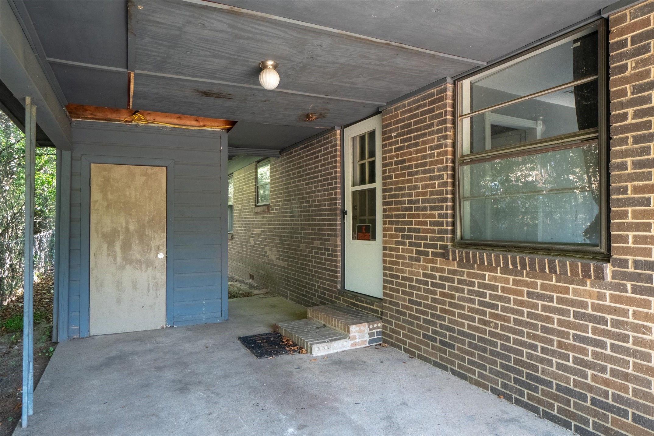 410 Williams Street Athens, TX 75751 - Photo 21 of 30 a view of a door of the house