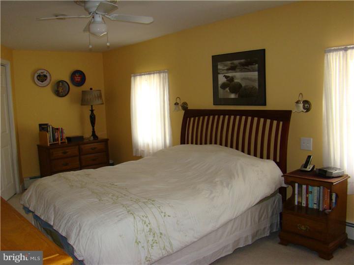 18 Norwyn Road Hatboro, PA 19040 - Photo 7 of 10