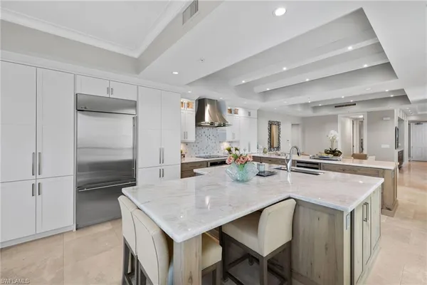 $3,500,000 | 960 Cape Marco Drive, Unit 2105, Marco Island, FL 34145