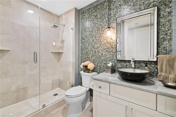 $3,500,000 | 960 Cape Marco Drive, Unit 2105, Marco Island, FL 34145