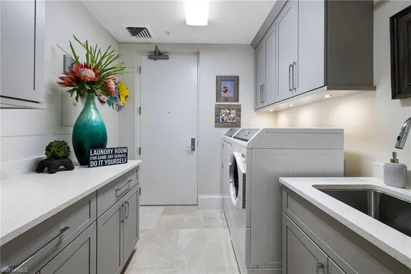 $3,500,000 | 960 Cape Marco Drive, Unit 2105, Marco Island, FL 34145