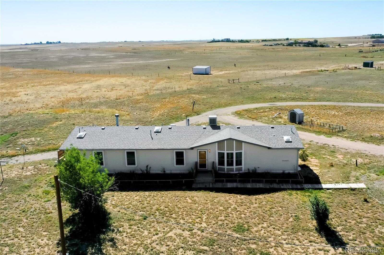 550 South Dutch Valley Road Bennett, CO 80102 - Photo 6 of 34 Gallery Image 6
