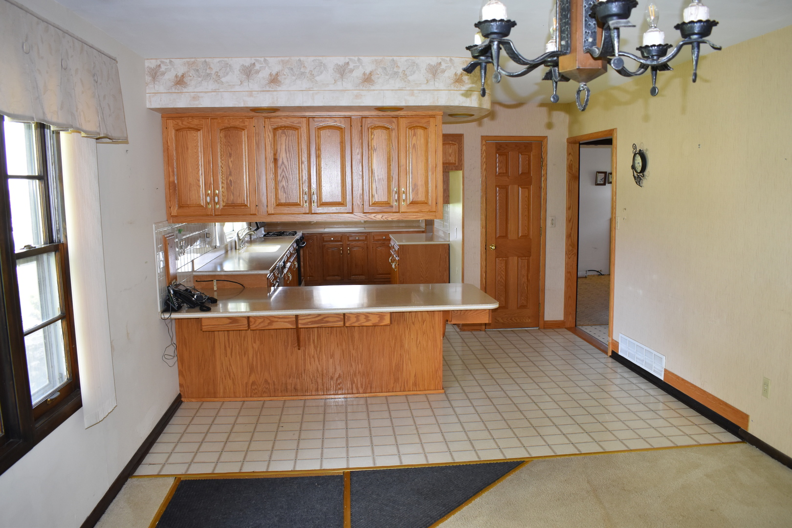 17864 East 1700 N Road Pontiac, IL 61764 - Photo 13 of 32 a view of kitchen with furniture and refrigerator