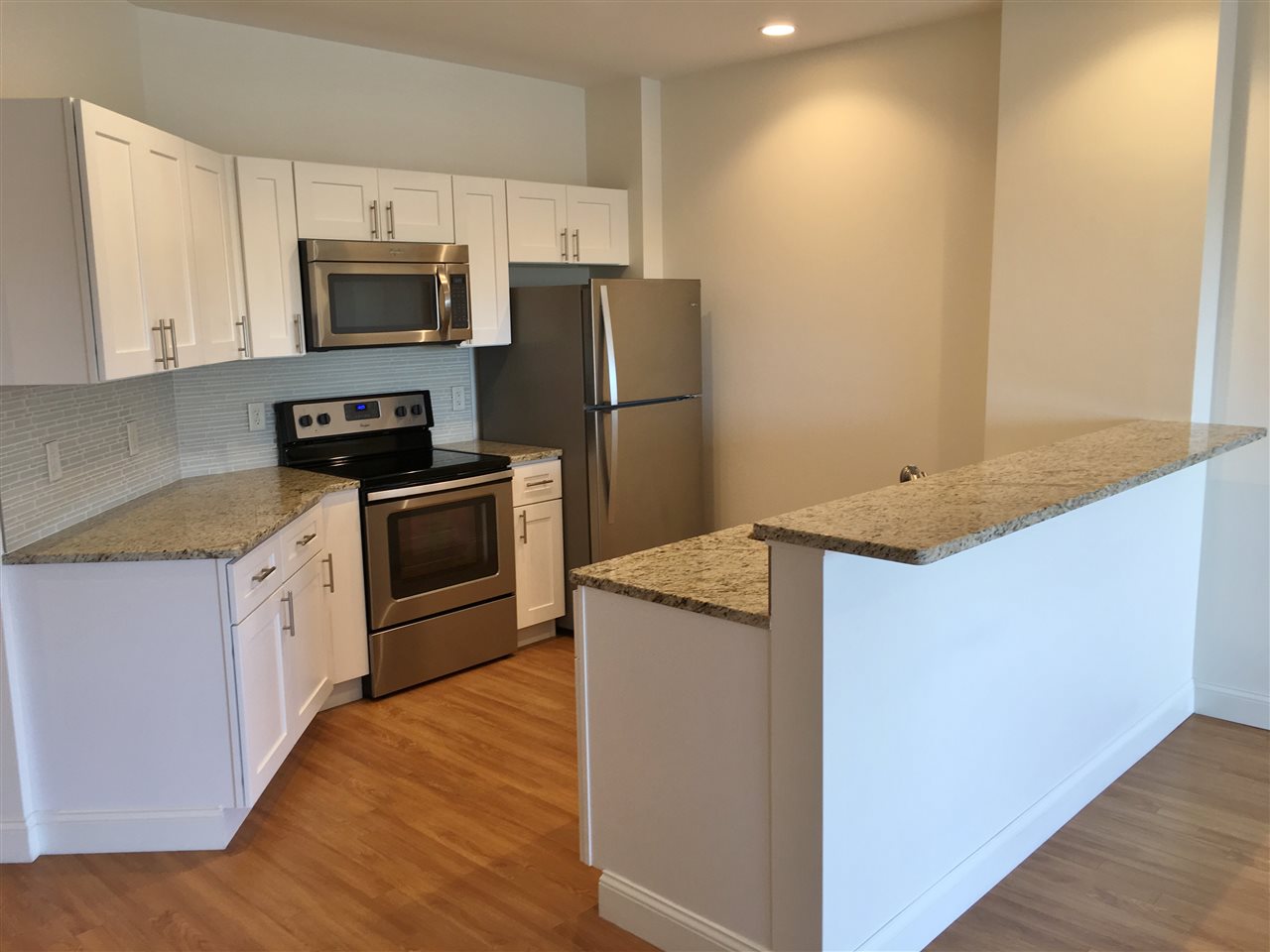 875 Elm Street, Unit 417 Manchester, NH 03101 - Photo 11 of 39