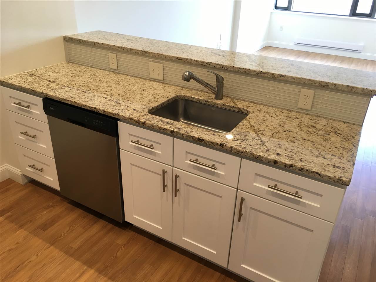 875 Elm Street, Unit 417 Manchester, NH 03101 - Photo 15 of 39