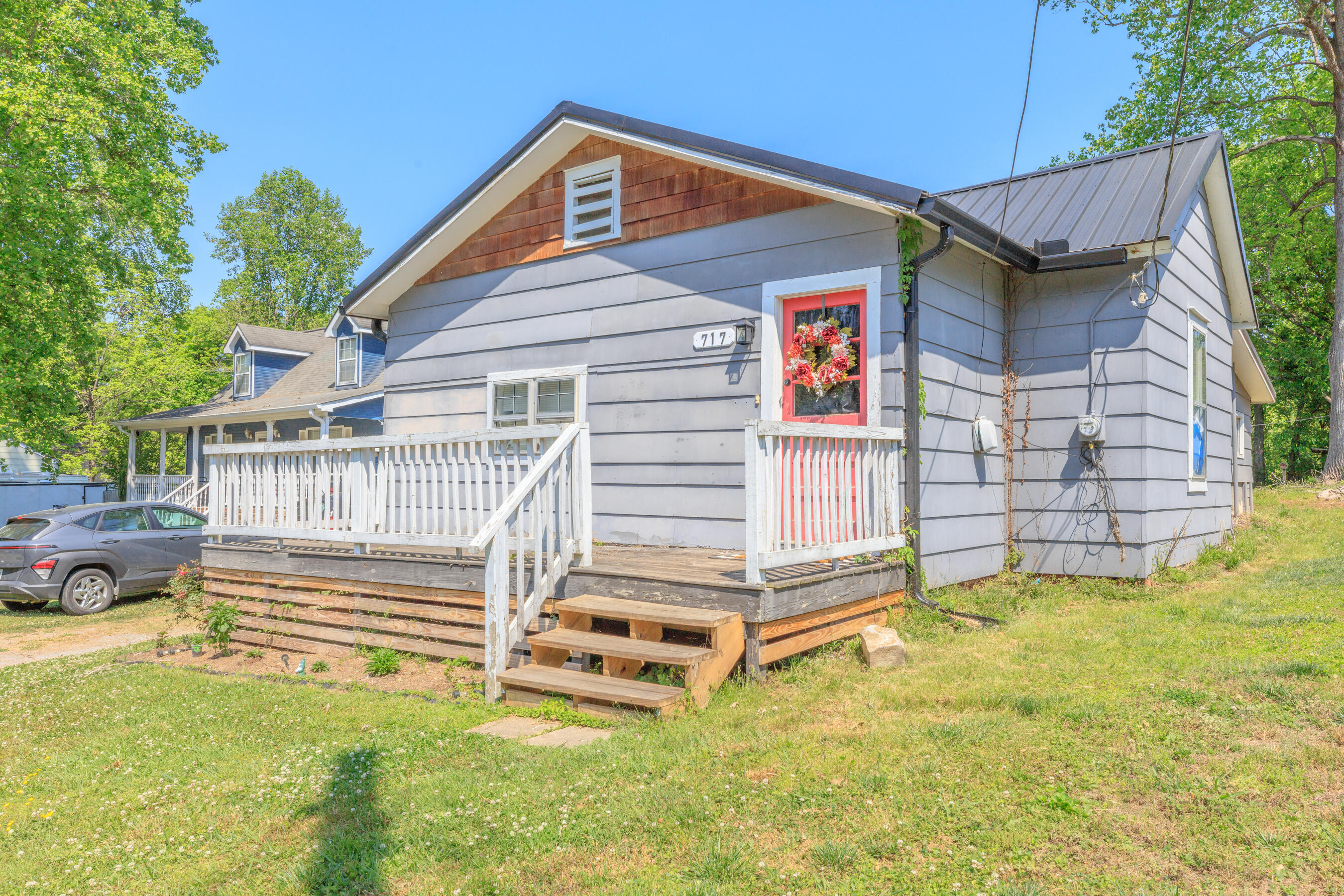 717 West 12th Street Chickamauga, GA 30707 - Photo 1 of 30 717 W. 12th St HD (2)