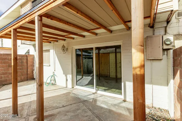 $319,990 | 1535 West Hazelwood Street, Phoenix, AZ 85015