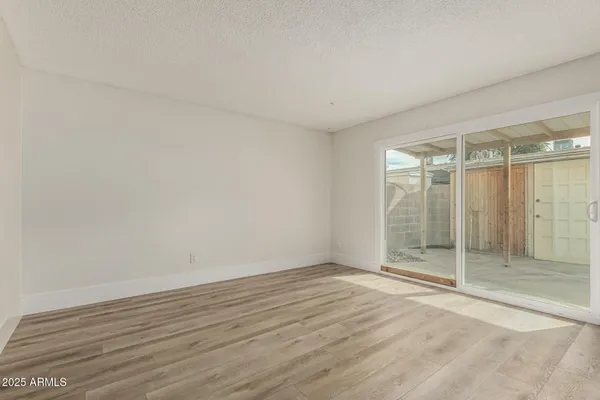 $319,990 | 1535 West Hazelwood Street, Phoenix, AZ 85015