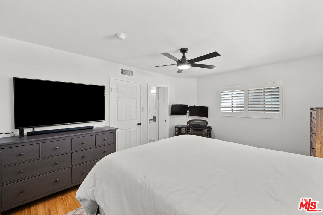 18435 Keswick Street, Unit 8 Reseda, CA 91335 - Photo 24 of 42