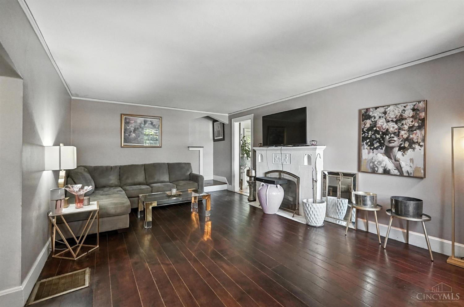 2235 West North Bend Road Cincinnati, OH 45239 - Photo 7 of 59