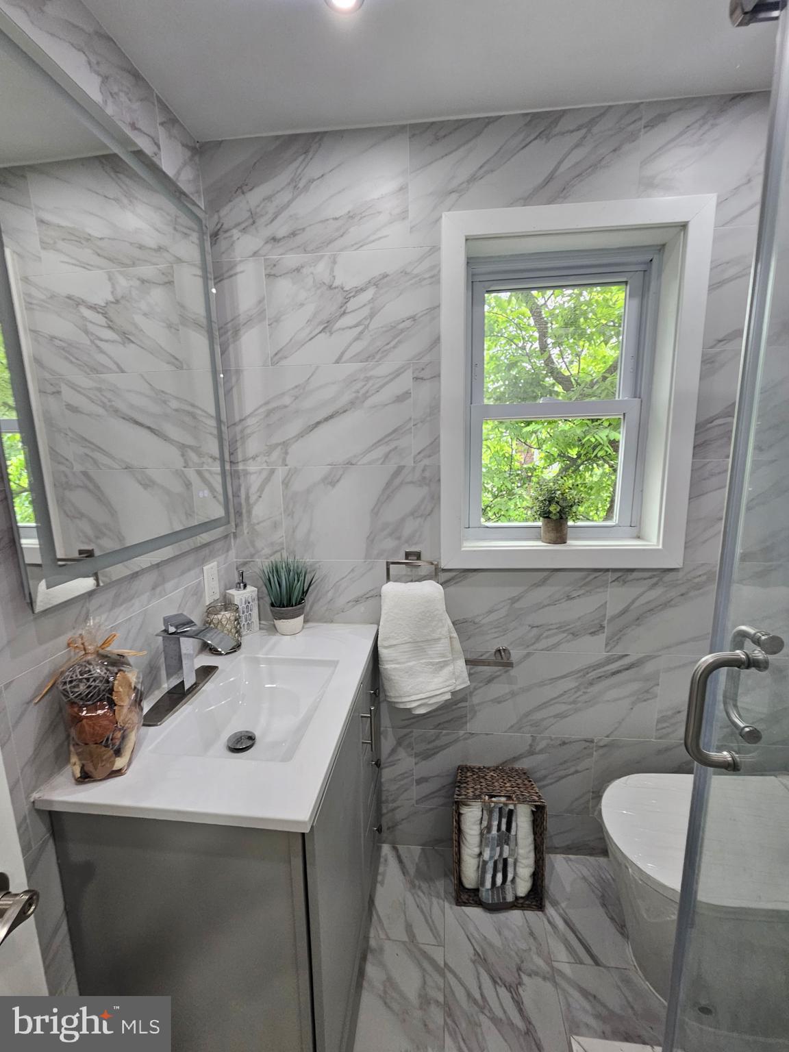 1404 Roanoke Road Camden, NJ 08104 - Photo 14 of 28