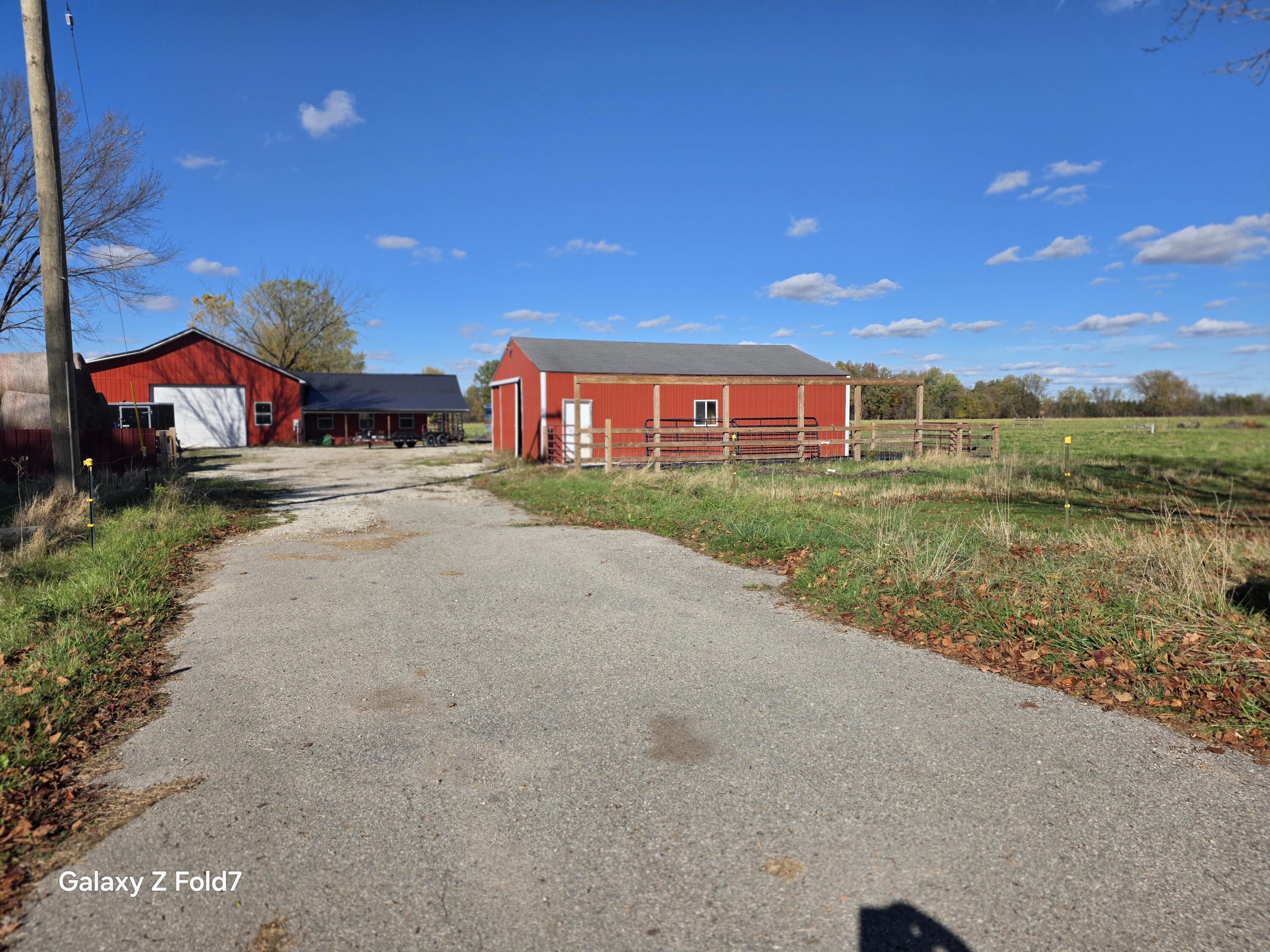 14476 Gilbert Road Allenton, MI 48002 - Photo 3 of 3 20251020_151503