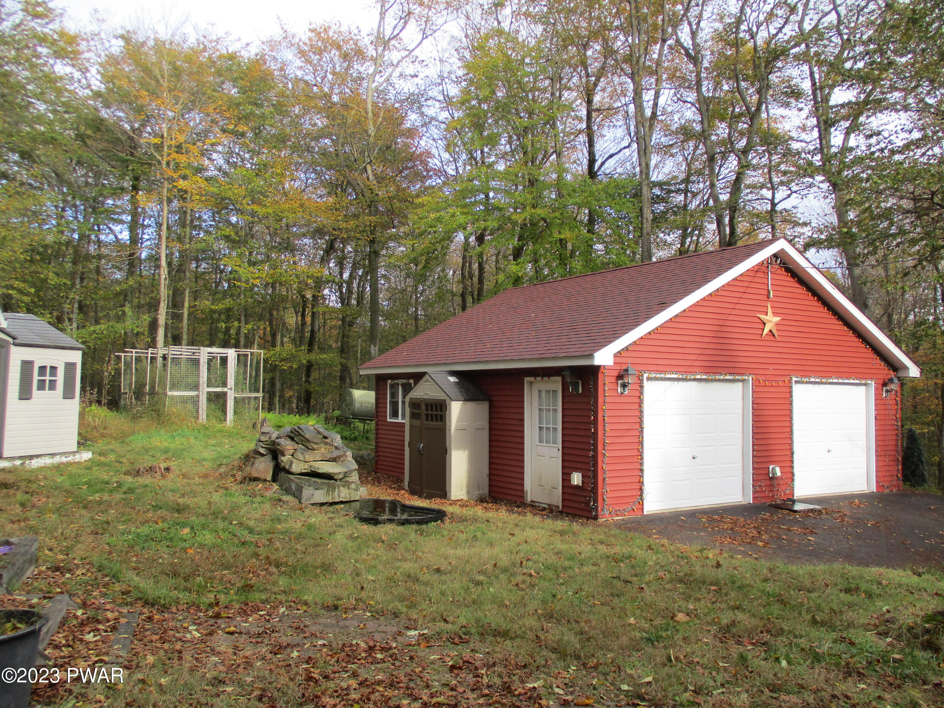 1068 Middle Ridge Drive Newfoundland, PA 18445 - Photo 18 of 19
