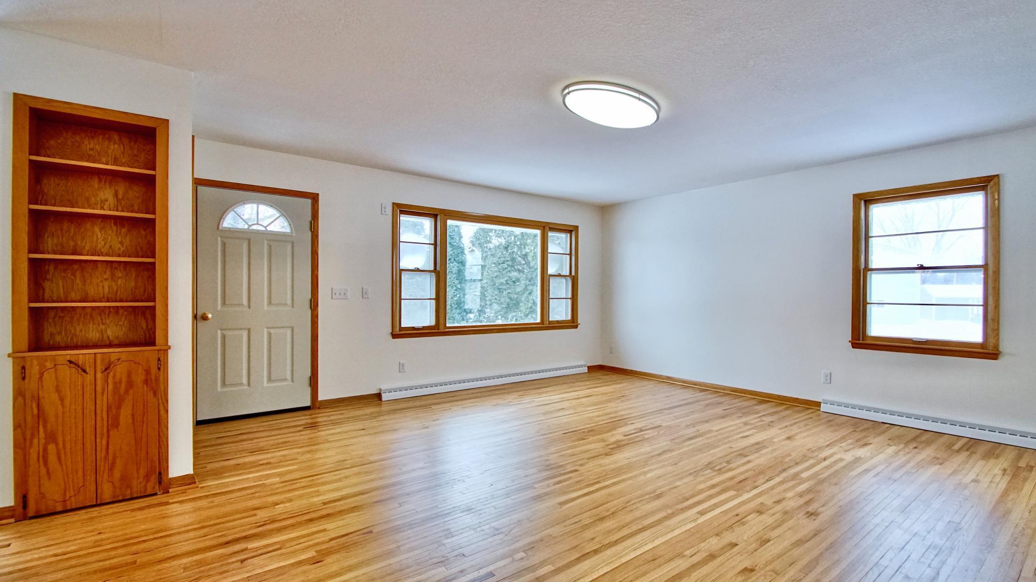 124 Cedar Street Southeast Mazeppa, MN 55956 - Photo 2 of 59