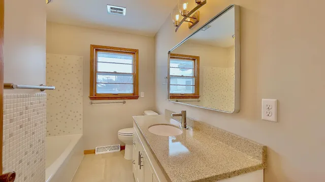 $365,000 | 124 Cedar Street Southeast, Mazeppa, MN 55956