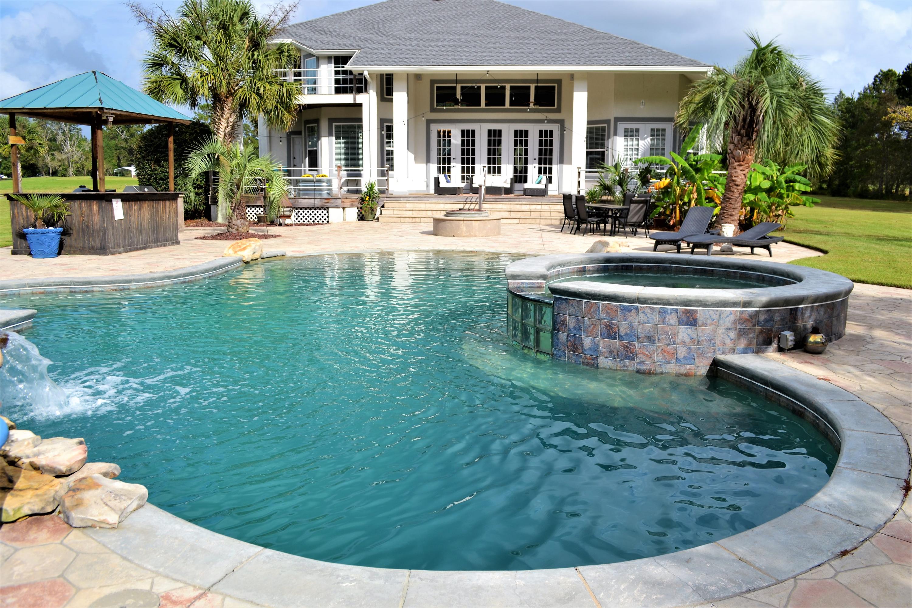 1125 Barnyard Road Bonneau, SC 29431 - Photo 3 of 51 Backyard Oasis