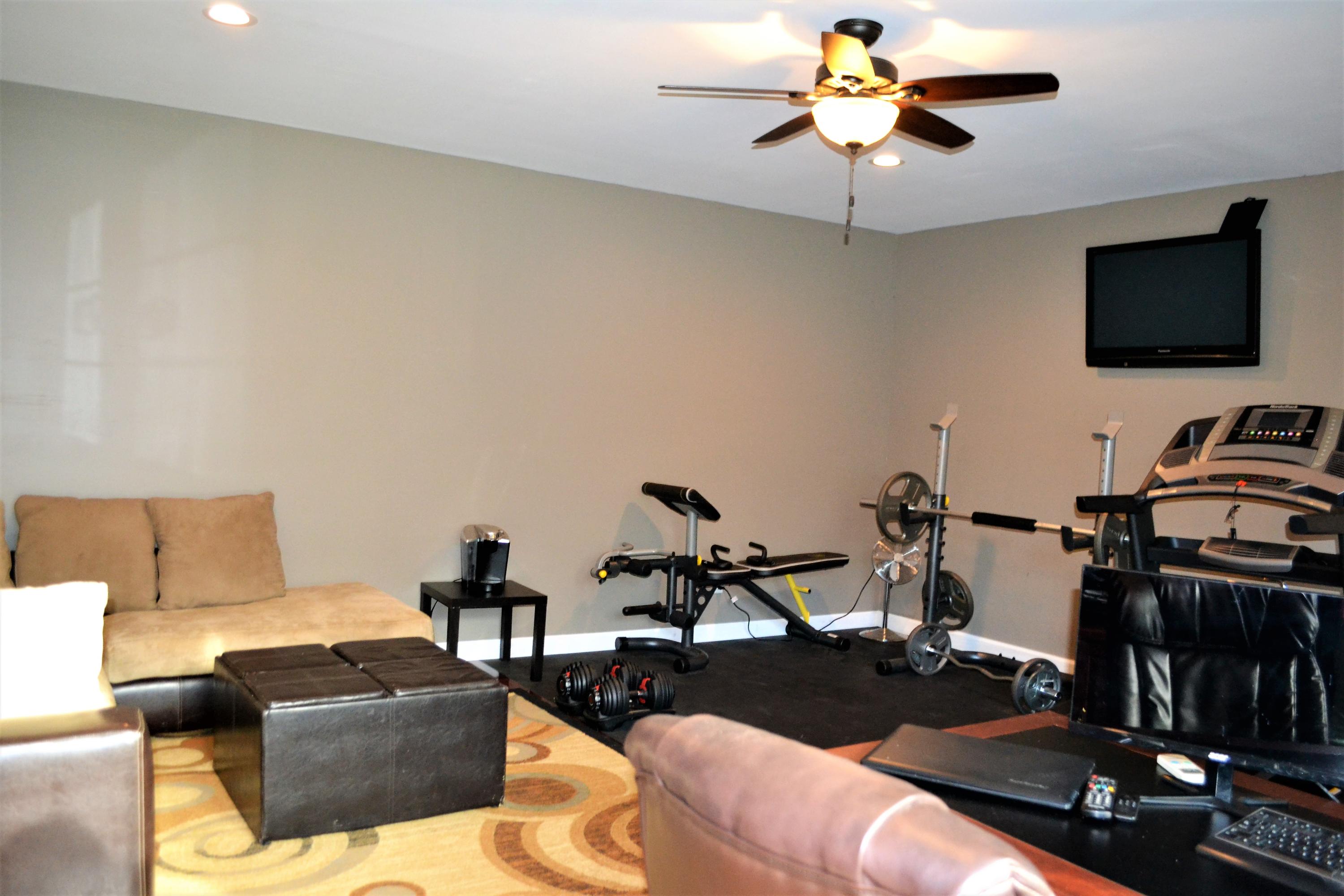 1125 Barnyard Road Bonneau, SC 29431 - Photo 39 of 51 Office/Gym