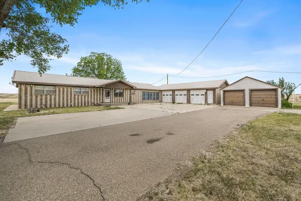 $345,000 | 8616 Farm To Market 48, Mobeetie, TX 79061