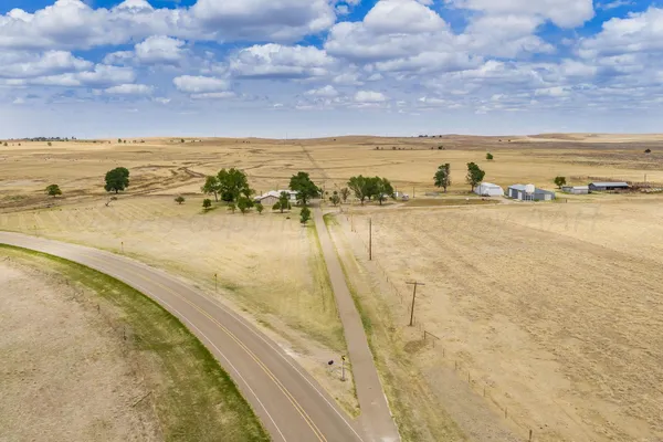 $345,000 | 8616 Farm To Market 48, Mobeetie, TX 79061