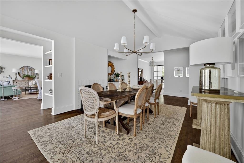 2914 Rockingham Drive Northwest Atlanta, GA 30327 - Photo 11 of 65