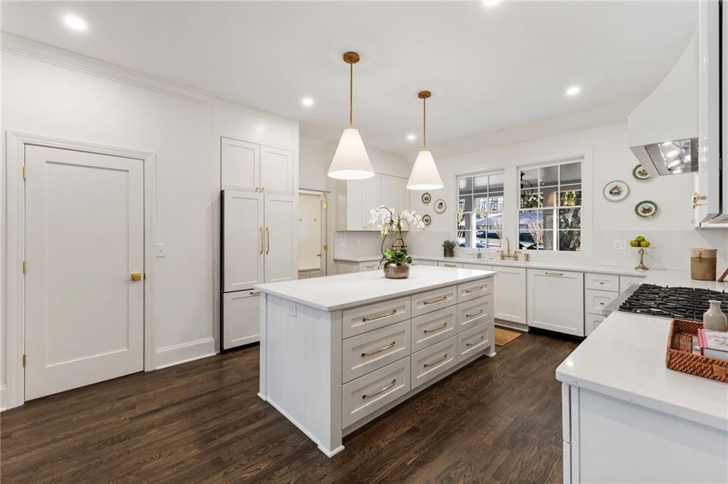 2914 Rockingham Drive Northwest Atlanta, GA 30327 - Photo 20 of 65