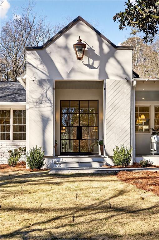 2914 Rockingham Drive Northwest Atlanta, GA 30327 - Photo 2 of 65