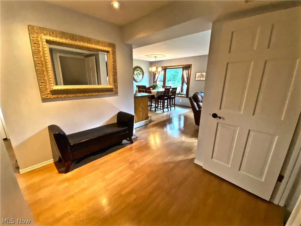 1690 Stillwagon Road Niles, OH 44446 - Photo 22 of 27 spacious foyer entry door on the right leads to the basement