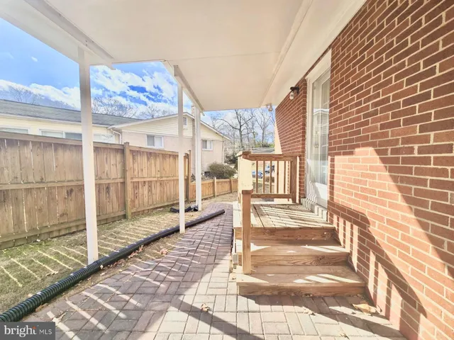 $445,000 | 7400 Pembroke Drive, Clinton, MD 20735