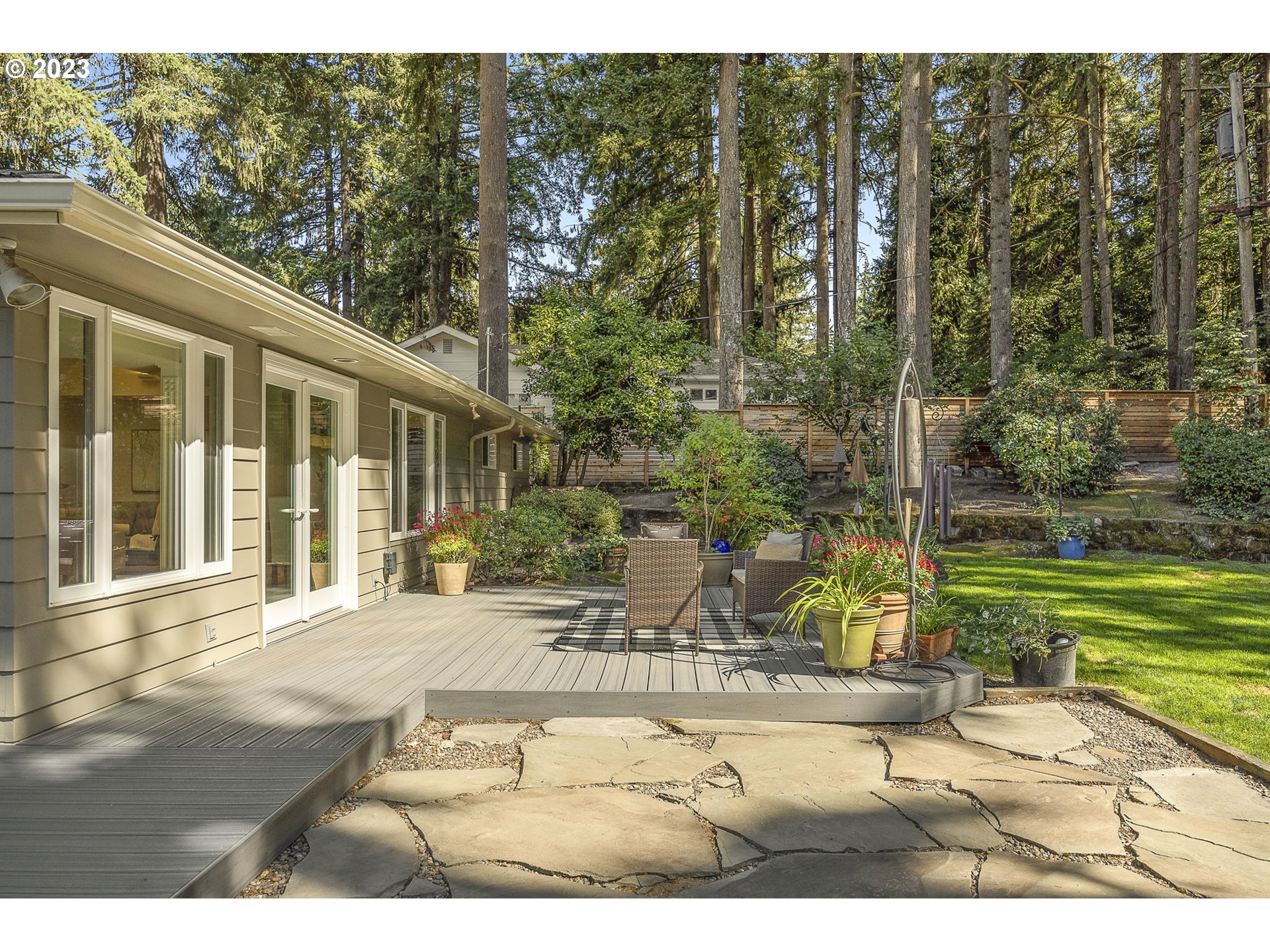 14090 Southwest Hargis Road Beaverton, OR 97008 - Photo 28 of 36 Gallery Image 28