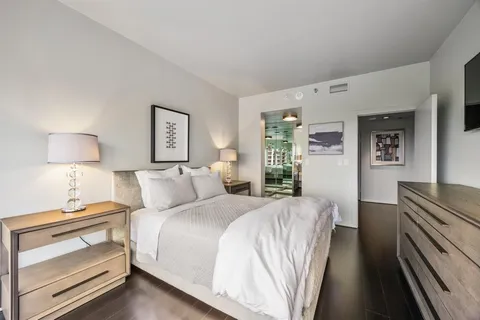 $6,800 | 3030 McKinney Avenue, Unit 701, Dallas, TX 75204