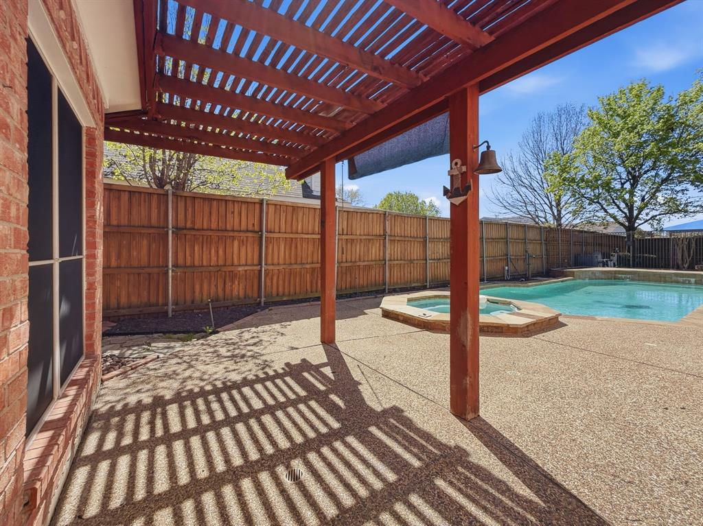 730 Fairlawn Street Allen, TX 75002 - Photo 33 of 40 a view of a backyard