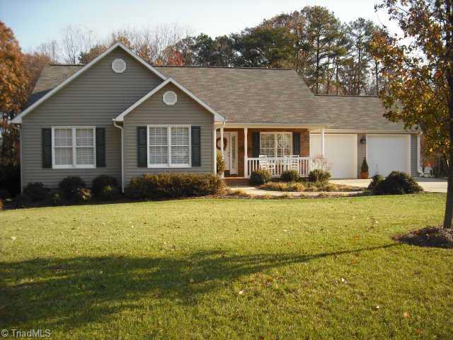 1060 Woodbury Road King, NC 27021 - Photo 1 of 9 Exterior Front. 1060 WOODBURY