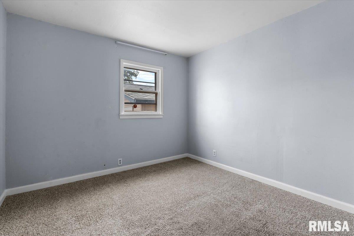 104 West Spruce Street Chatham, IL 62629 - Photo 14 of 32