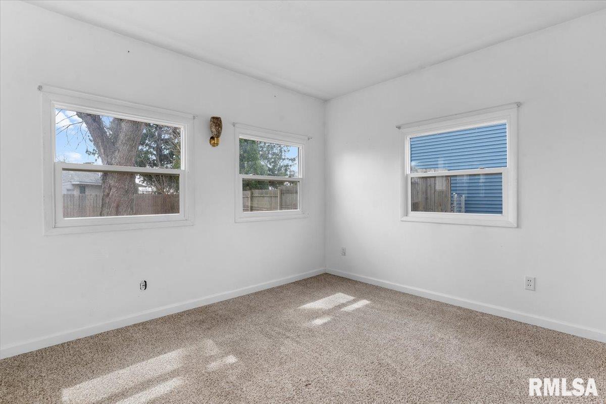 104 West Spruce Street Chatham, IL 62629 - Photo 22 of 32