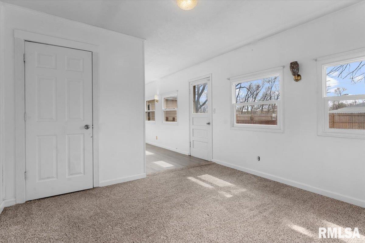 104 West Spruce Street Chatham, IL 62629 - Photo 23 of 32