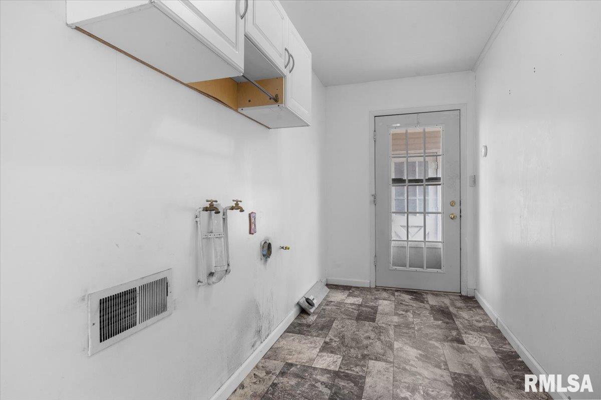 104 West Spruce Street Chatham, IL 62629 - Photo 25 of 32