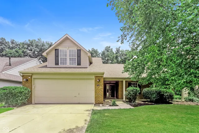 $309,900 | 7209 Sycamore Run Drive, Indianapolis, IN 46237