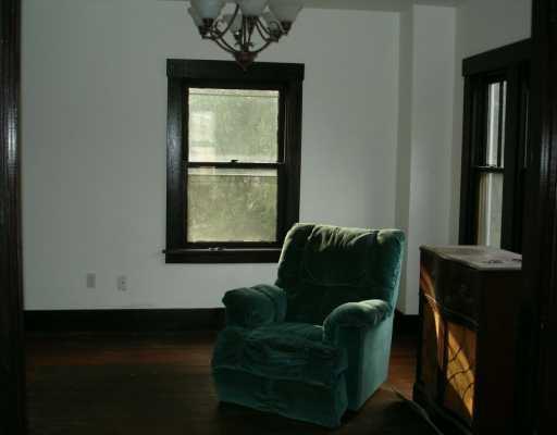4011 Mt Troy Road Pittsburgh, PA 15214 - Photo 5 of 6 Dining Room.